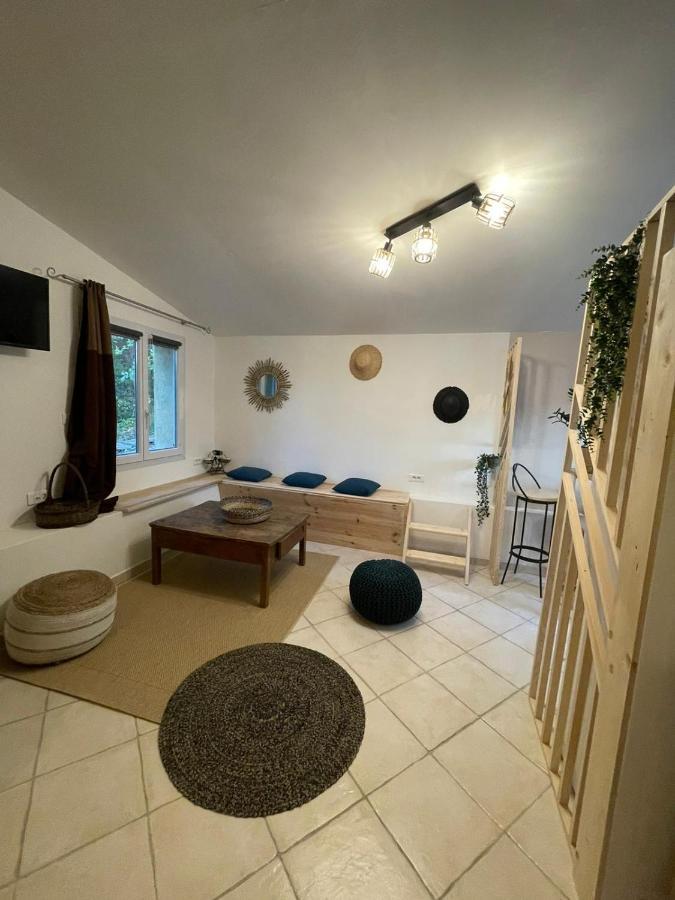 L'Escapade. Entre Aix Et Marseille, Studio Pleine Nature. Fuveau Екстериор снимка