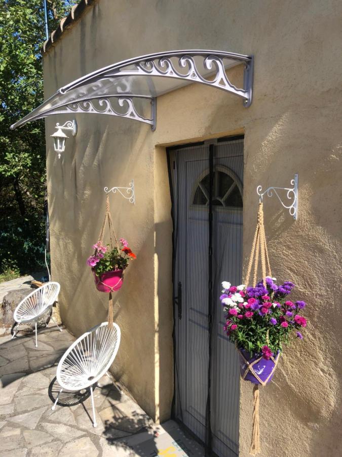 L'Escapade. Entre Aix Et Marseille, Studio Pleine Nature. Fuveau Екстериор снимка
